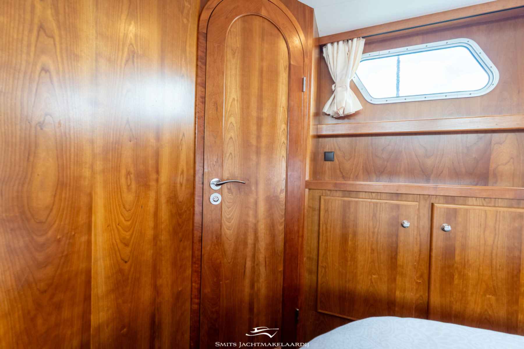Motorboot Amirante Kruiser 12.50 AK Cabrio