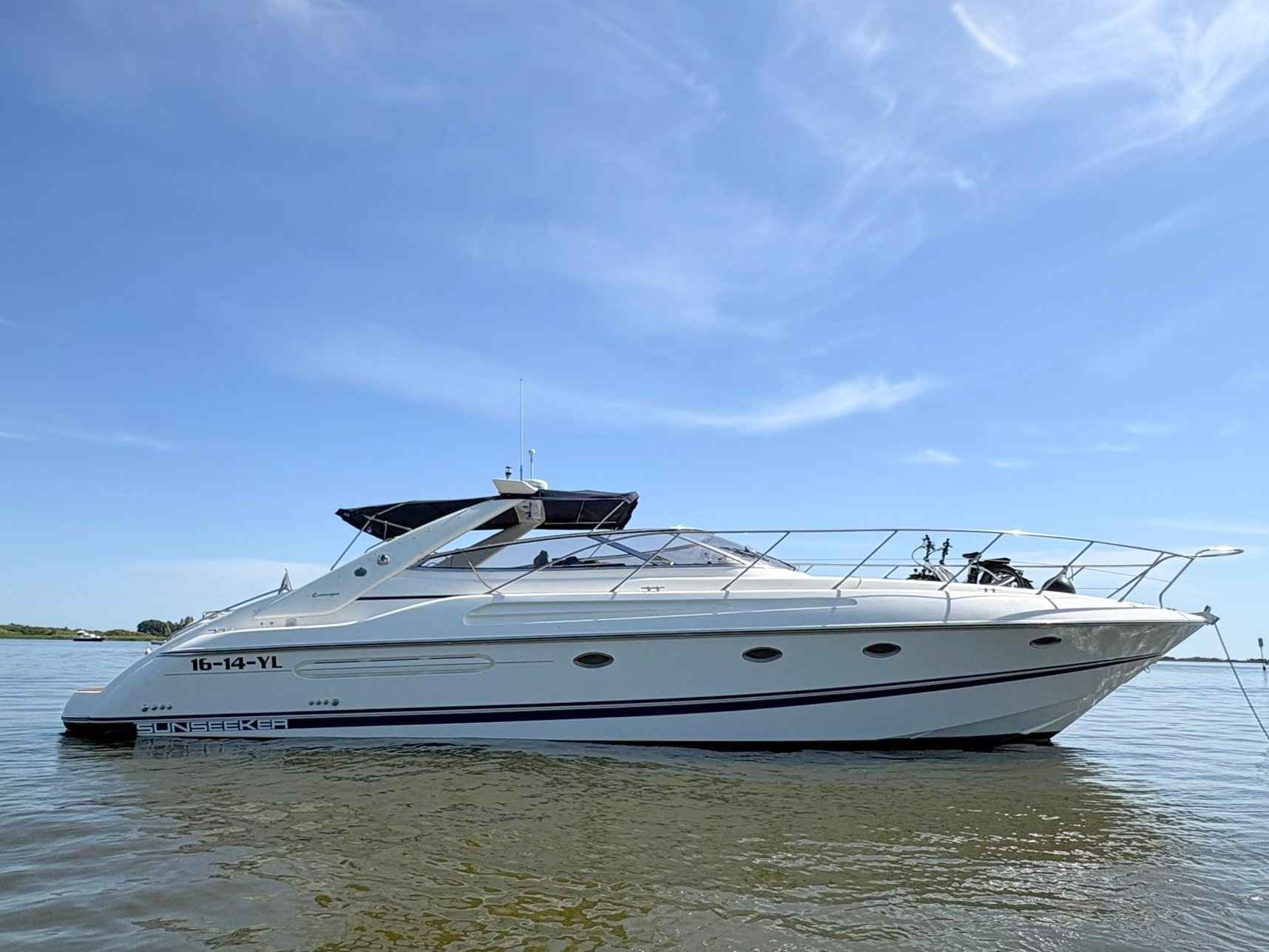 Motorboot Sunseeker Camarque 47 Cabrio
