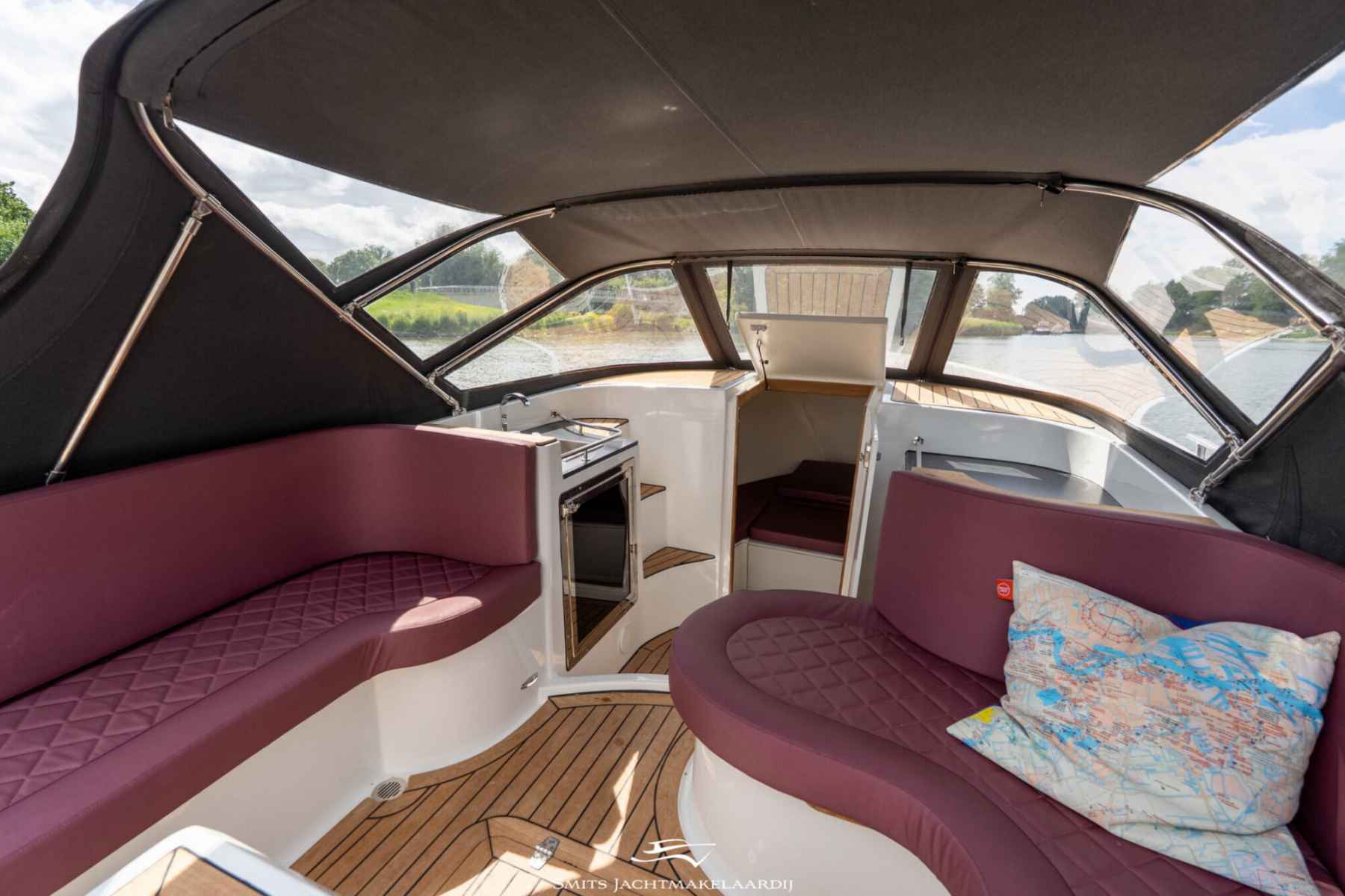 Motorboot Bola GS Tender 27 Semi Cabin