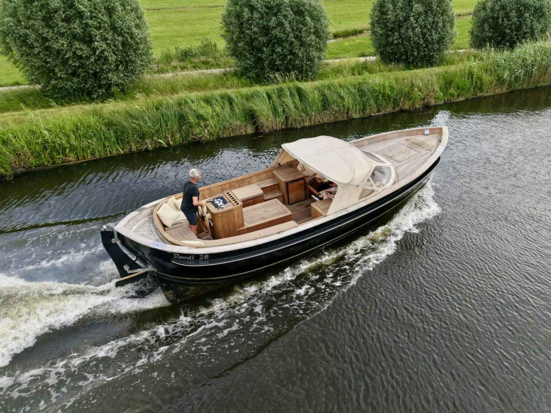 Motorboot Boodi 28