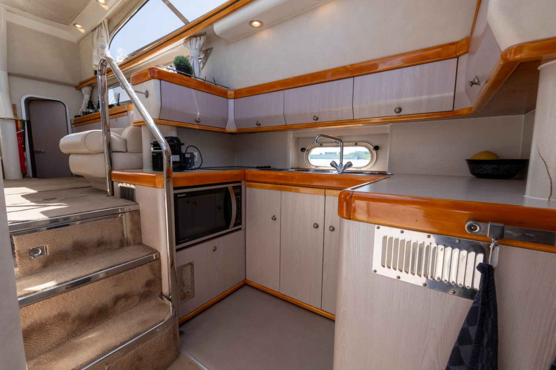 Motorboot Sealine Statesmen 450