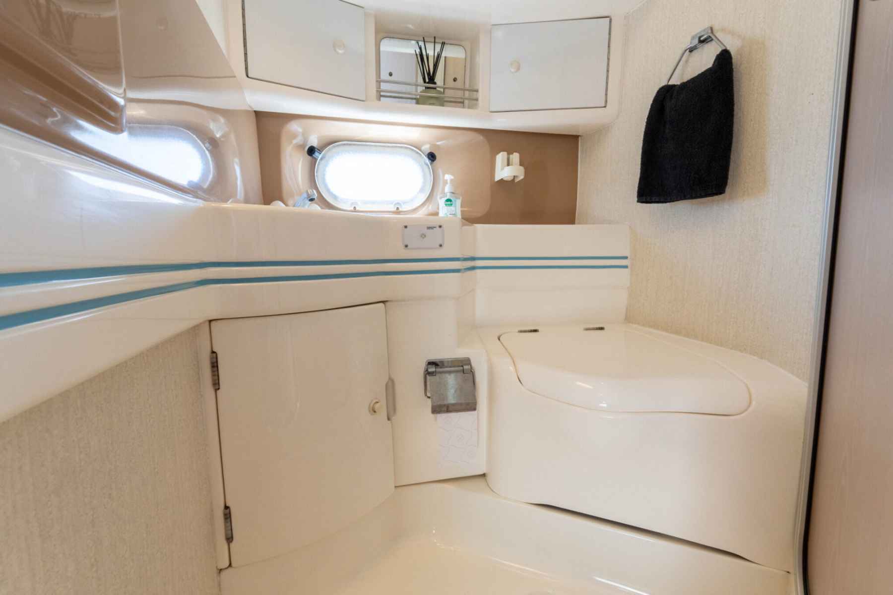 Motorboot Sealine Statesmen 450