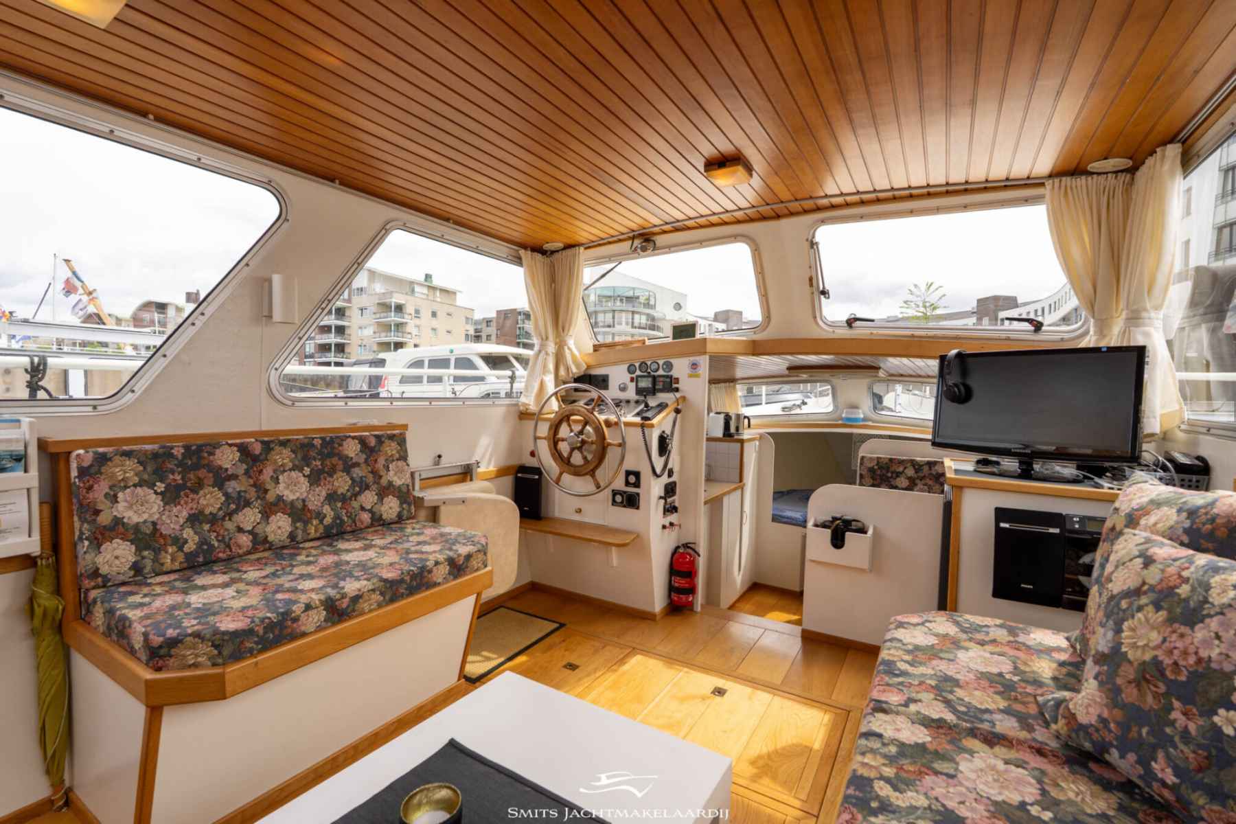 Motorboot Waterman Kruiser 12.50 AK Cabrio