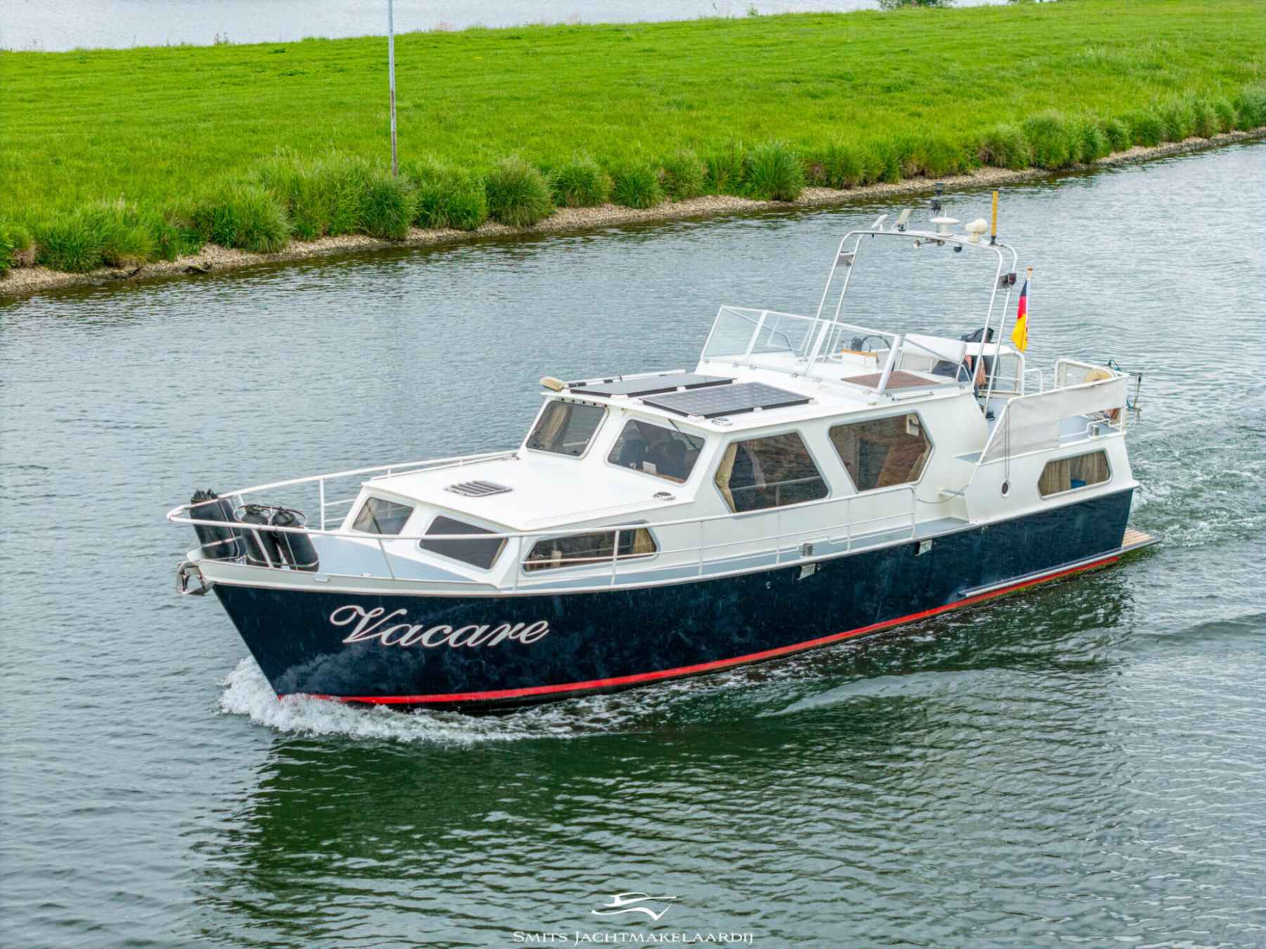 Motorboot Waterman Kruiser 12.50 AK Cabrio