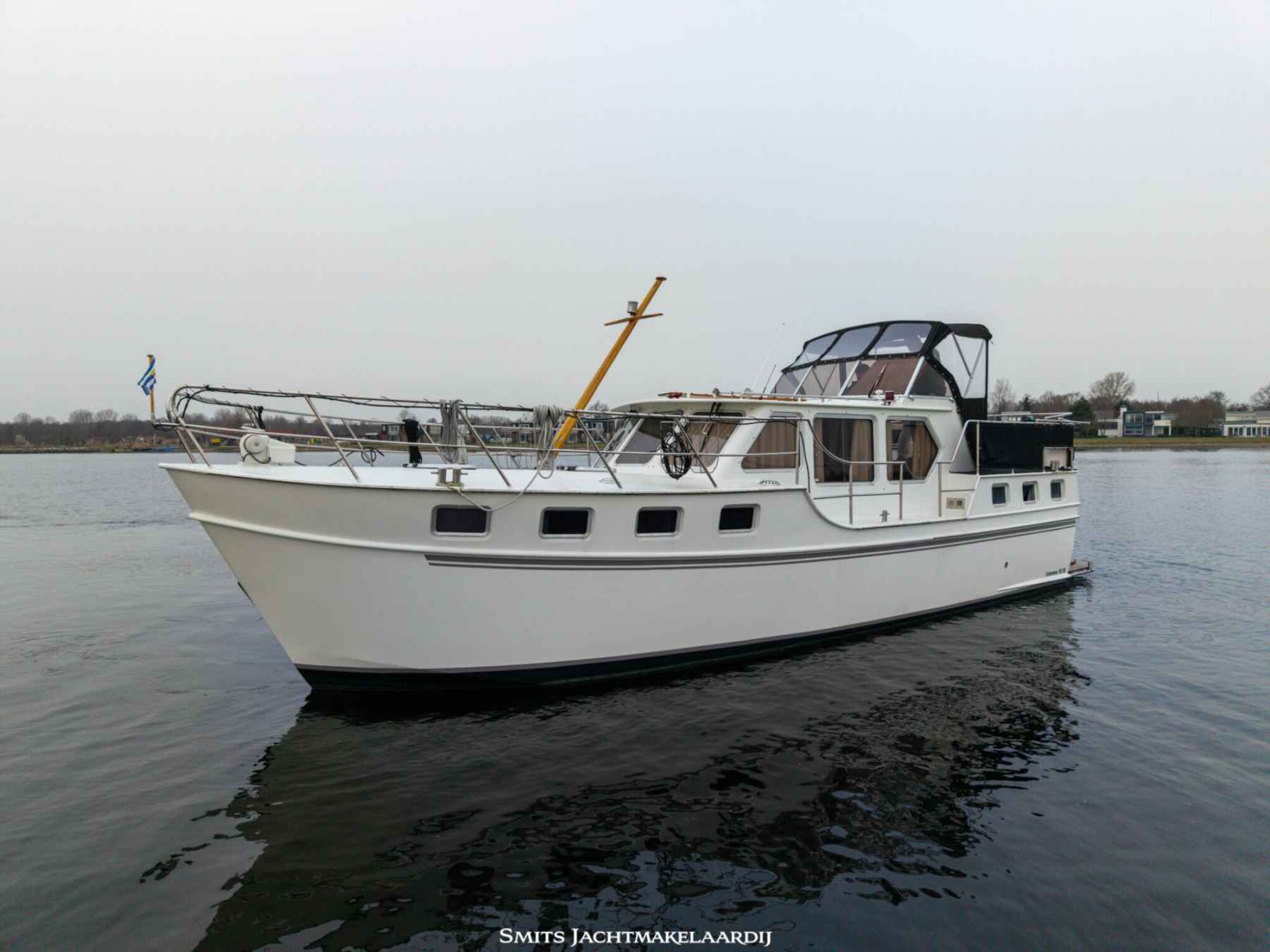Motorboot Stevens Columbus Bakdekkruiser 10.70 AK Cabrio