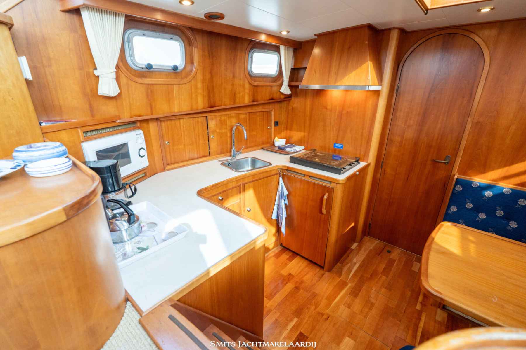 Motorboot Alm Spitsgatkotter 12.80 AK Cabrio
