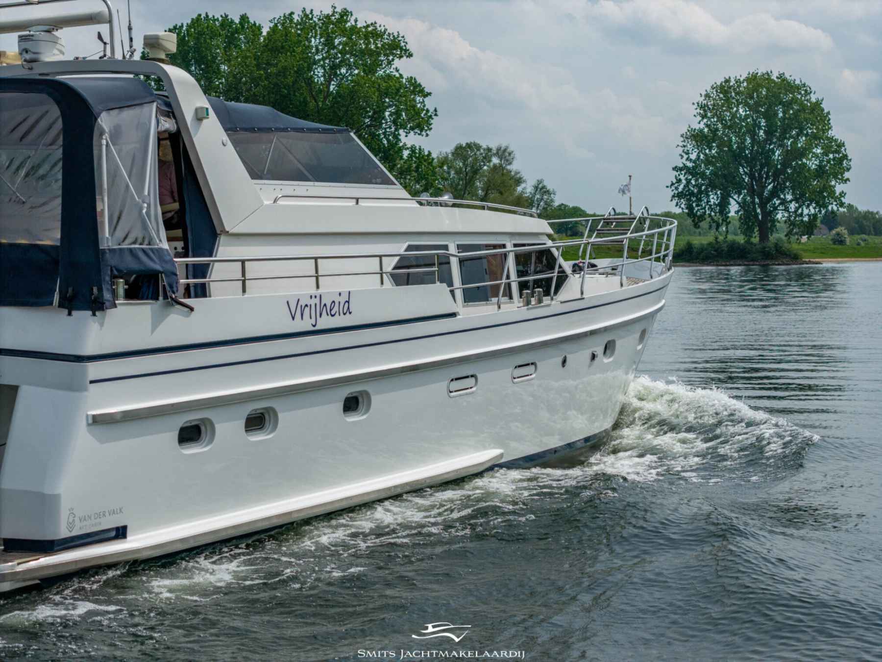Motorboot Van der Valk Valk Continental 15.50 Cabrio