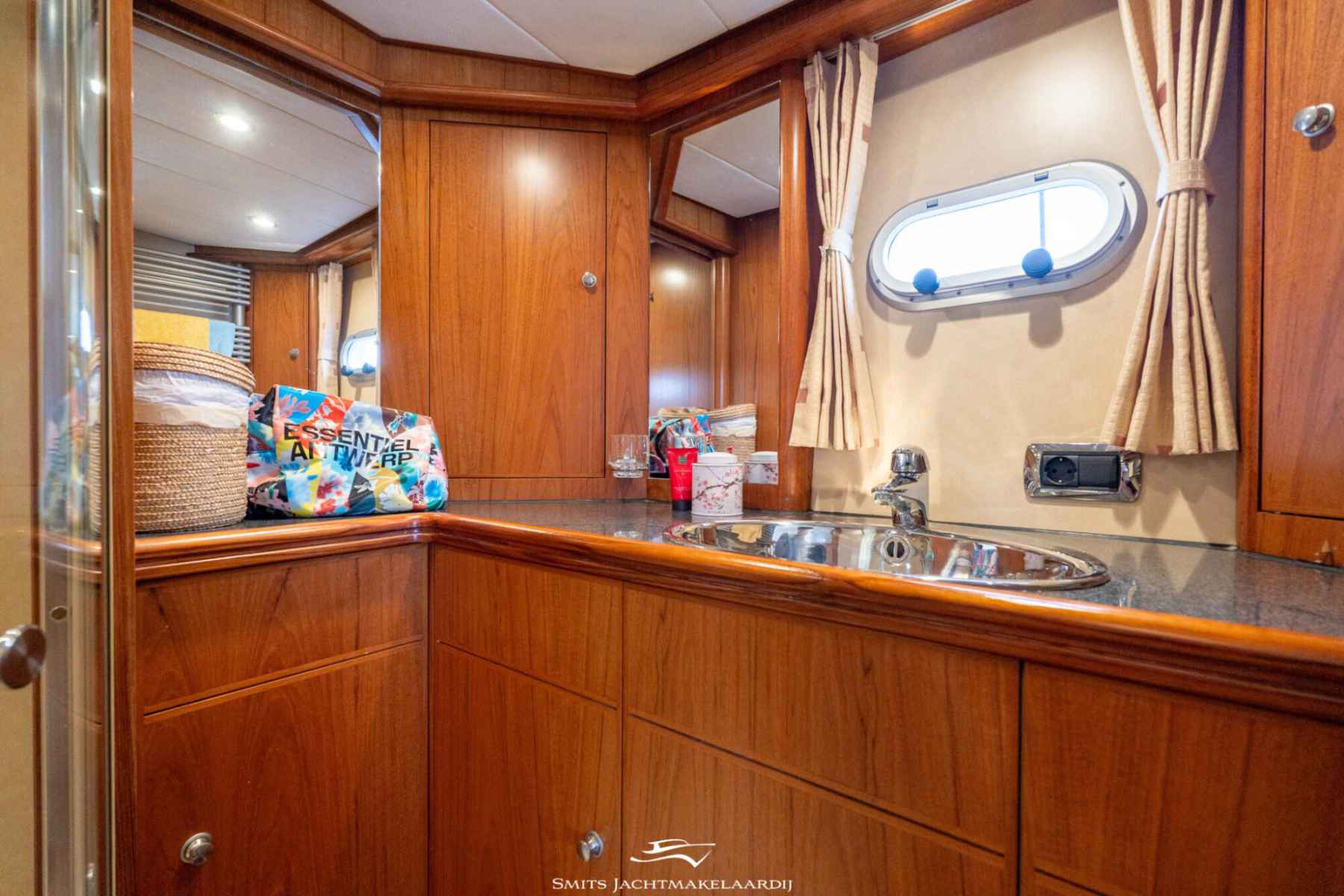 Motorboot Van der Valk Valk Continental 15.50 Cabrio