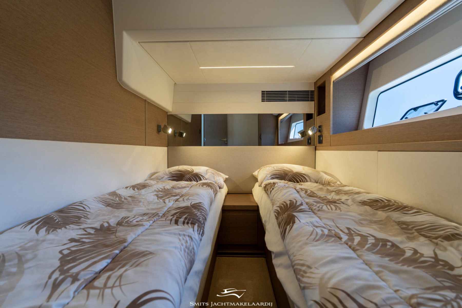 Motorboot Prestige 590 Flybridge
