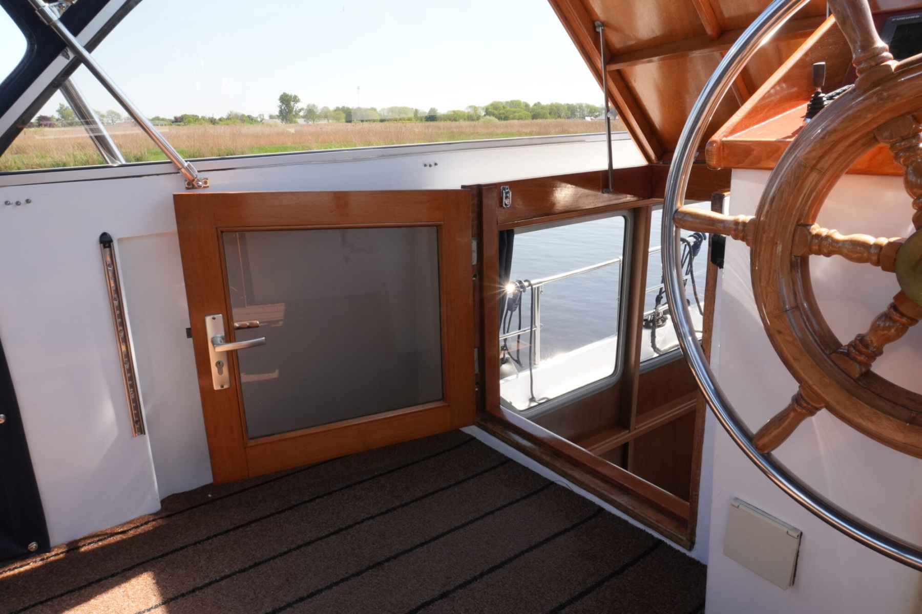 Motorboot Valkkruiser 12.50 AK Cabrio