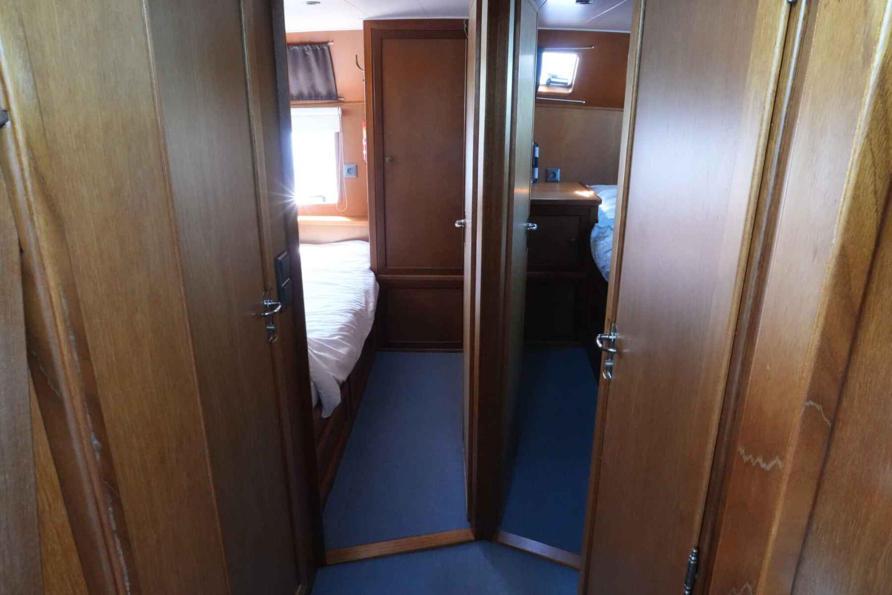 Motorboot Valkkruiser 12.50 AK Cabrio