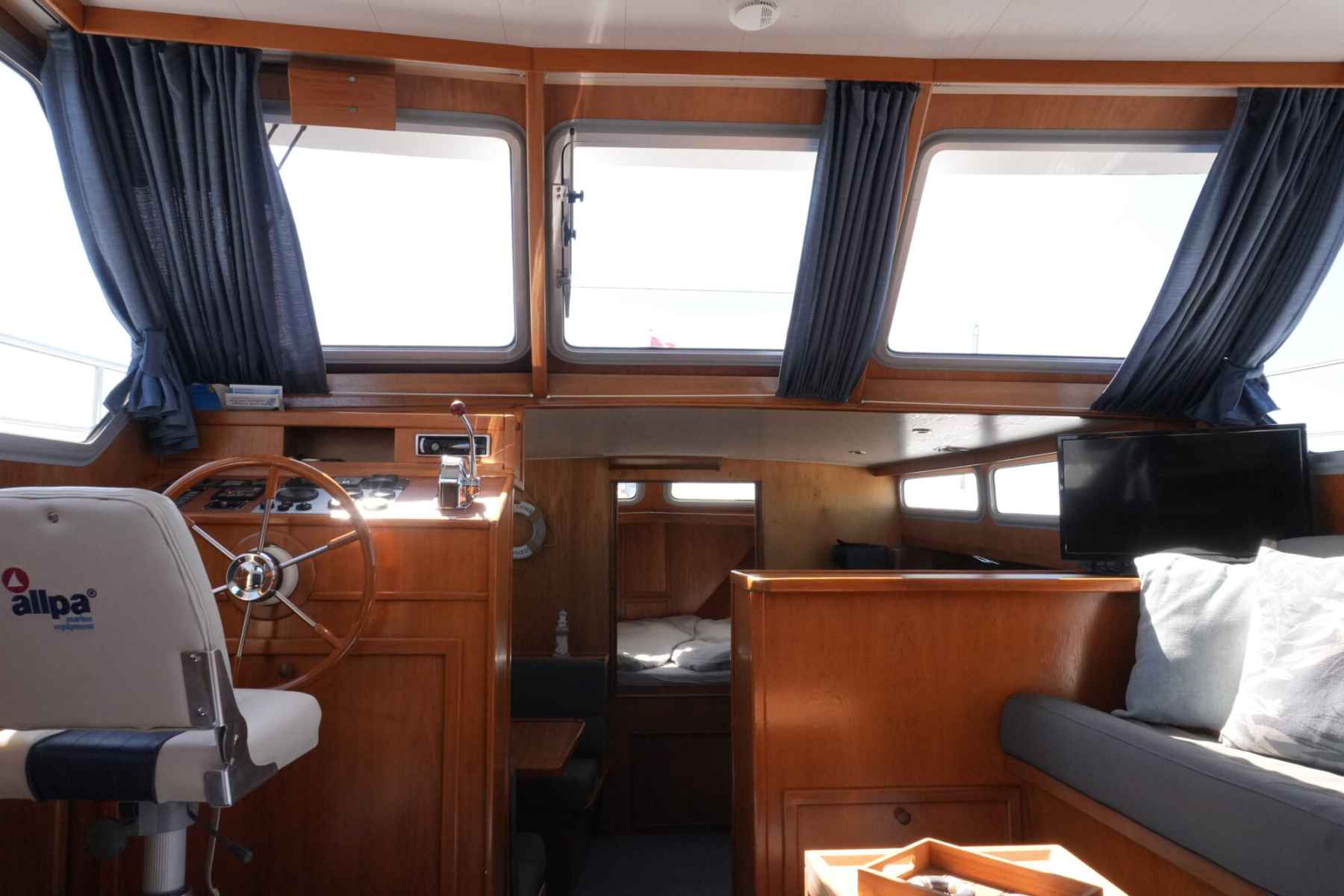 Motorboot Valkkruiser 12.50 AK Cabrio