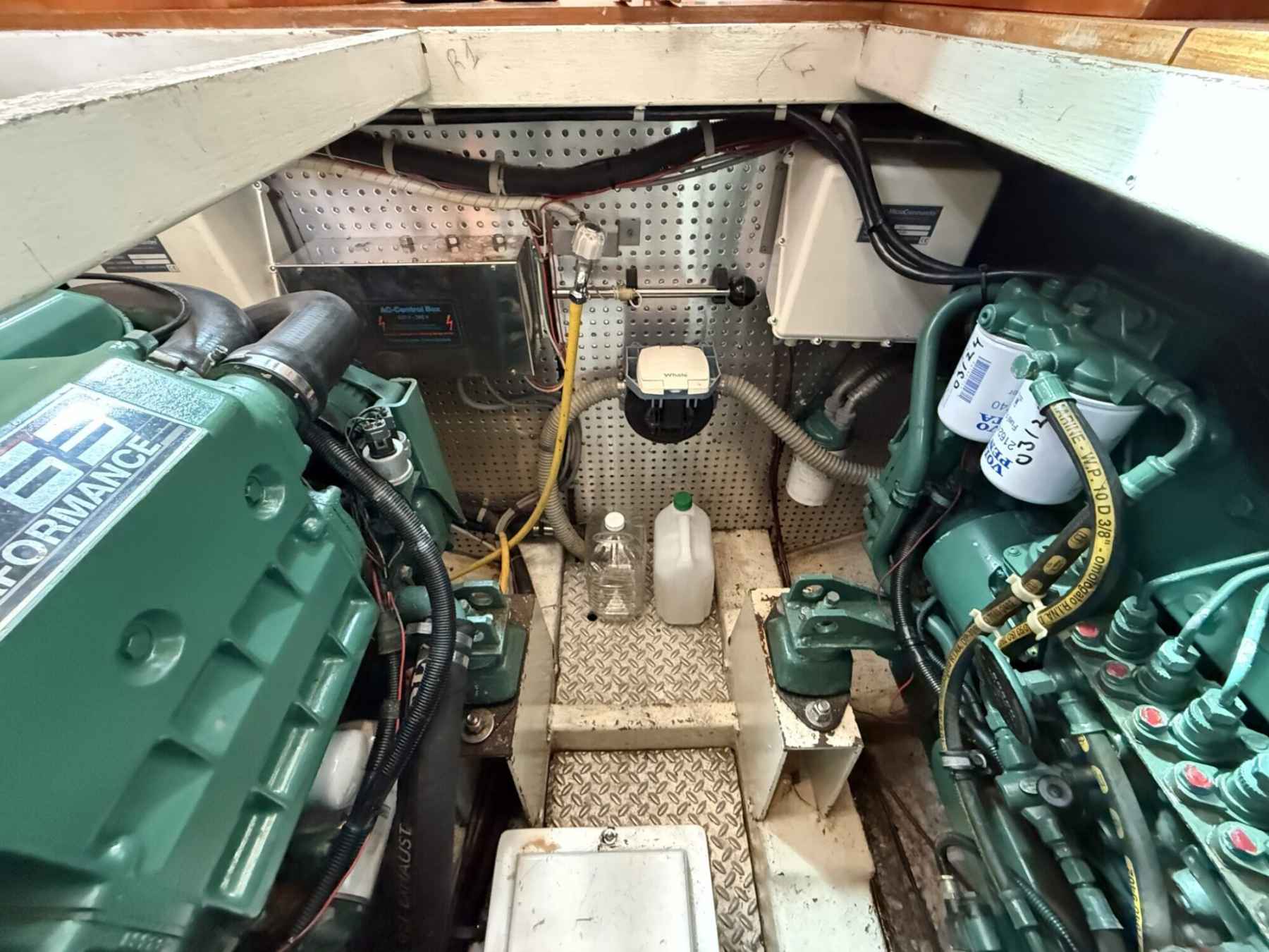 Motorboot Astor 37 Flybridge