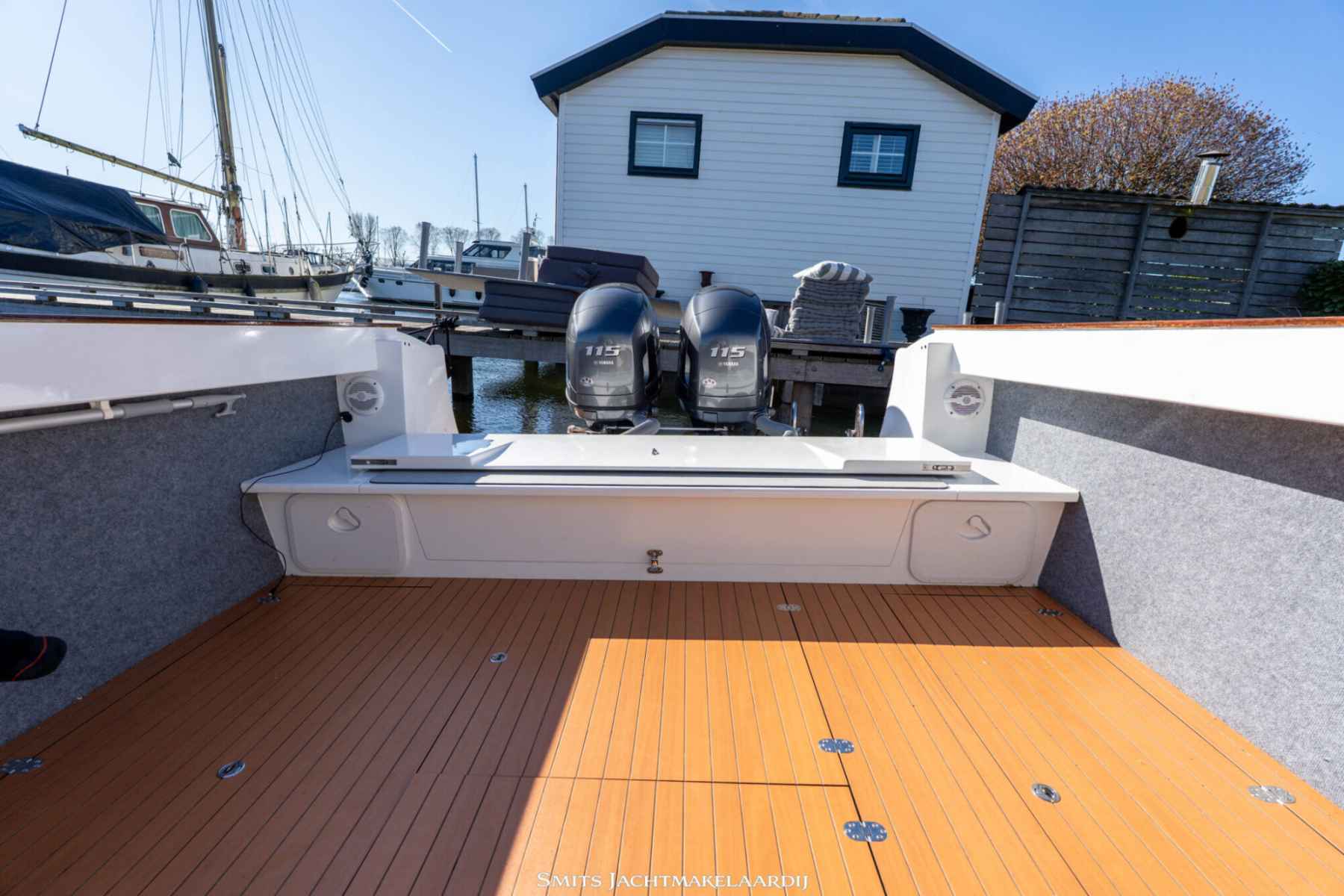 Motorboot Bertram 25