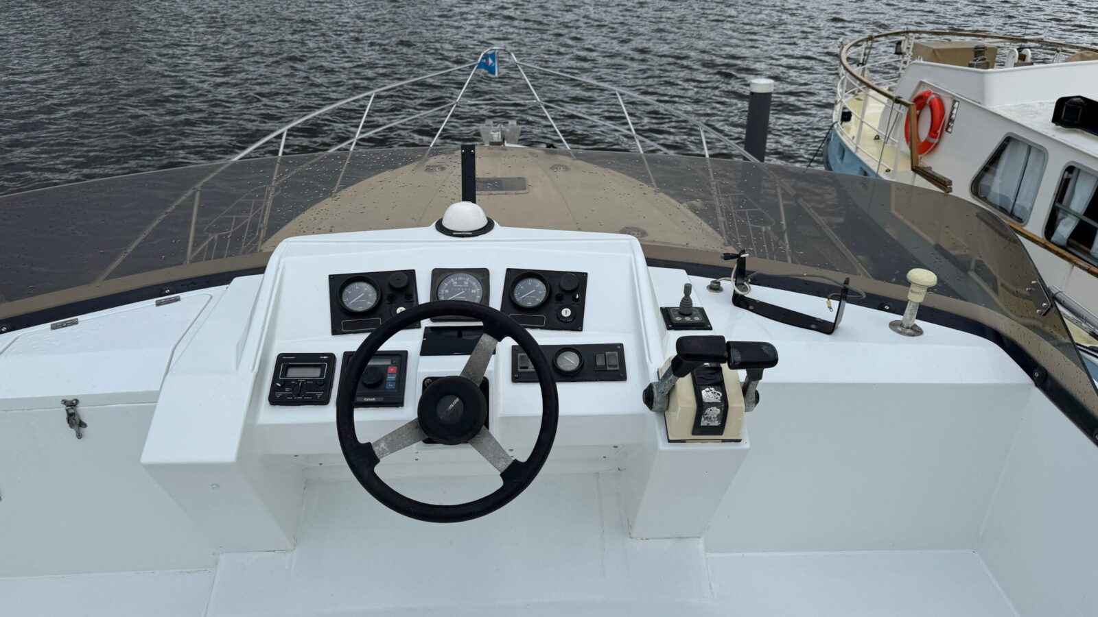 Motorboot Fairline 43 Flybridge