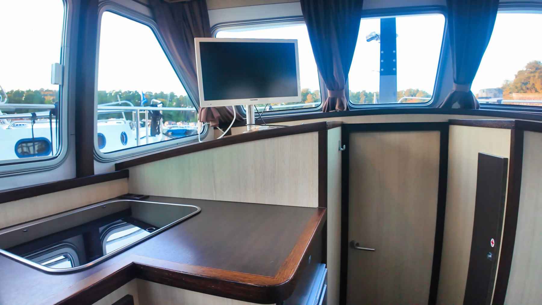 Motorboot Aventura 34 AK Cabrio