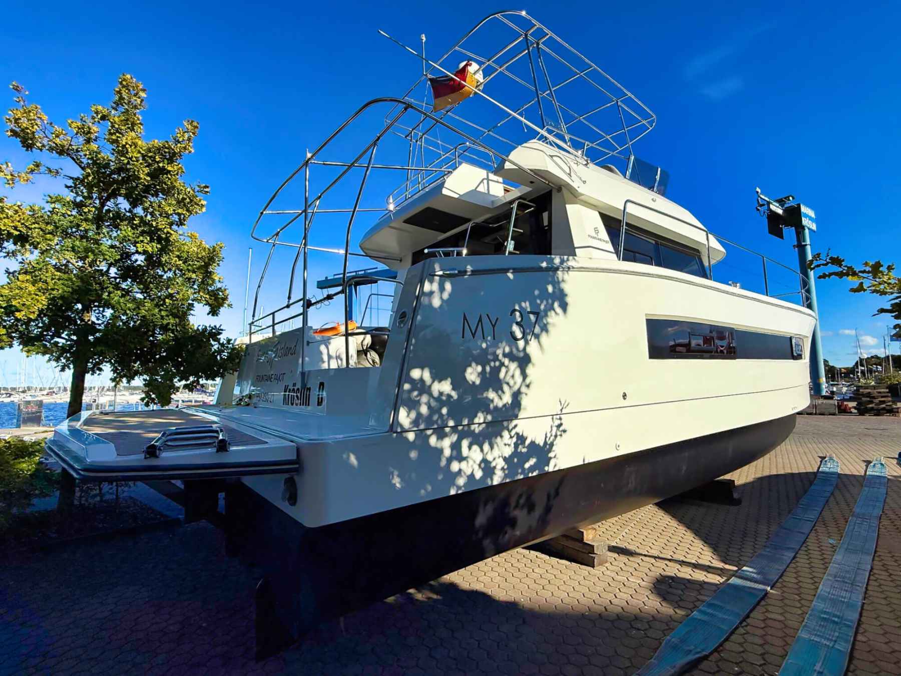 Motorboot Fountaine Pajot Motorcatamaran MY 37