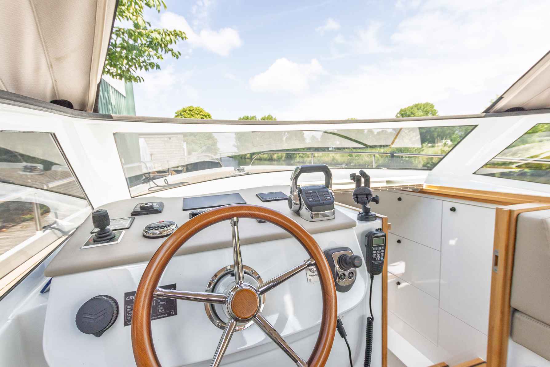 Motorboot Crown yachts Crown Keyzer S33