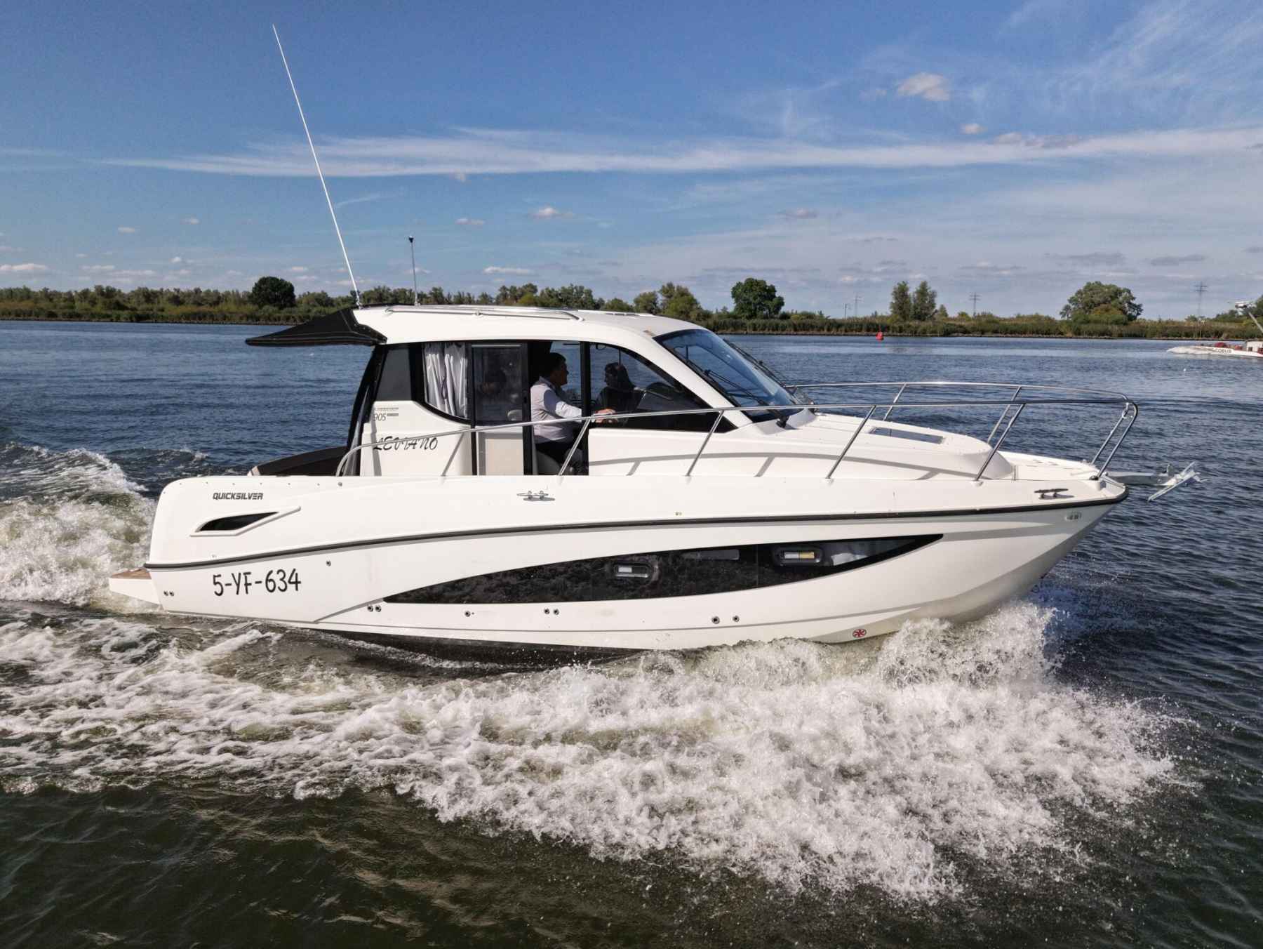 Motorboot Quicksilver QuickSilver 905 Activ Weekend