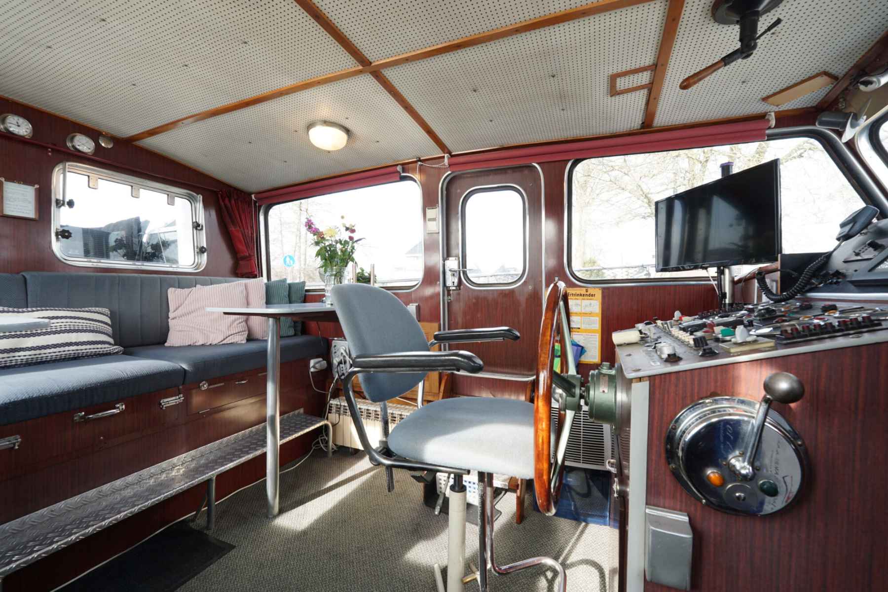 Motorboot Ex-Patrouille 18.00 VS