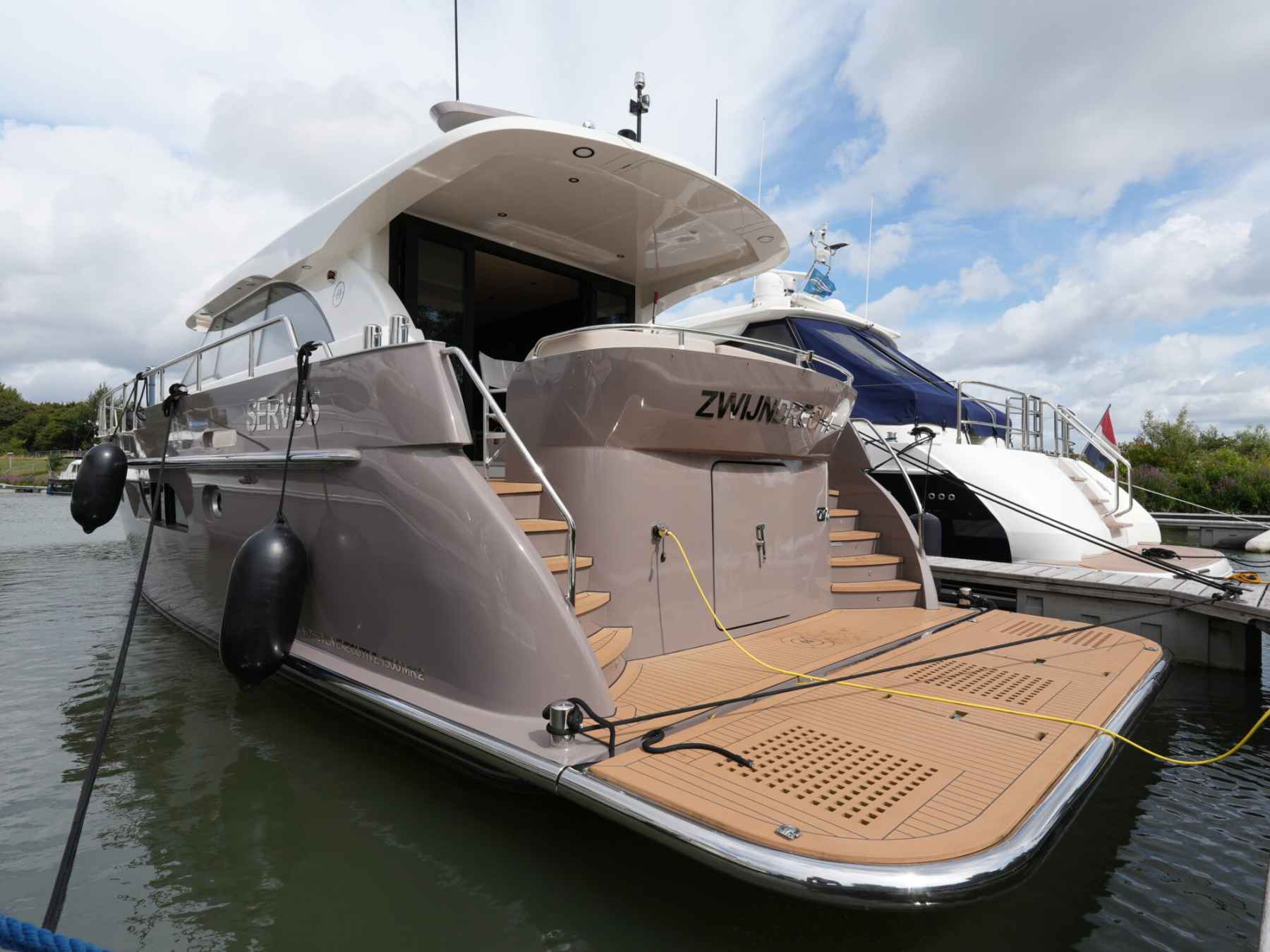 Motorboot Van den Hoven Executive 15.00 MK II