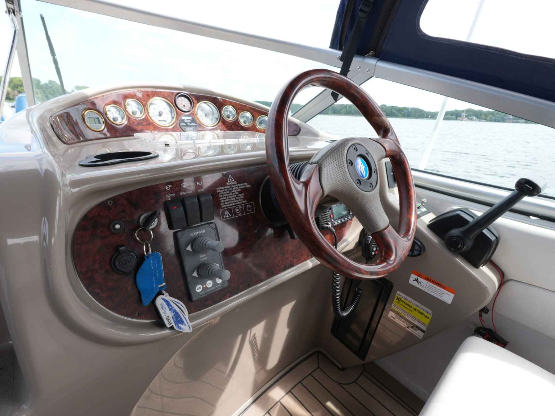 Motorboot Four Winns 248 Vista