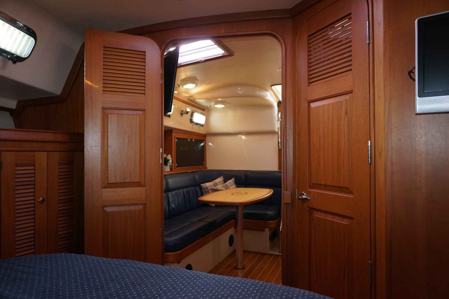 Motorboot Island Packet Craft 360 Express