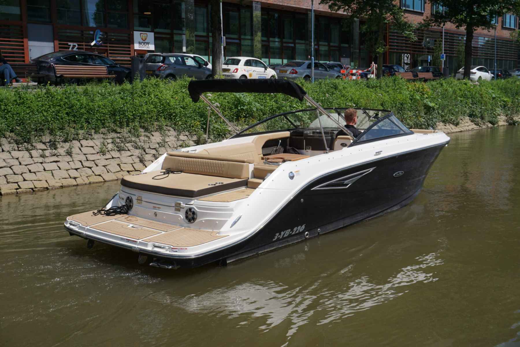 Motorboot Sea Ray 250 SLX