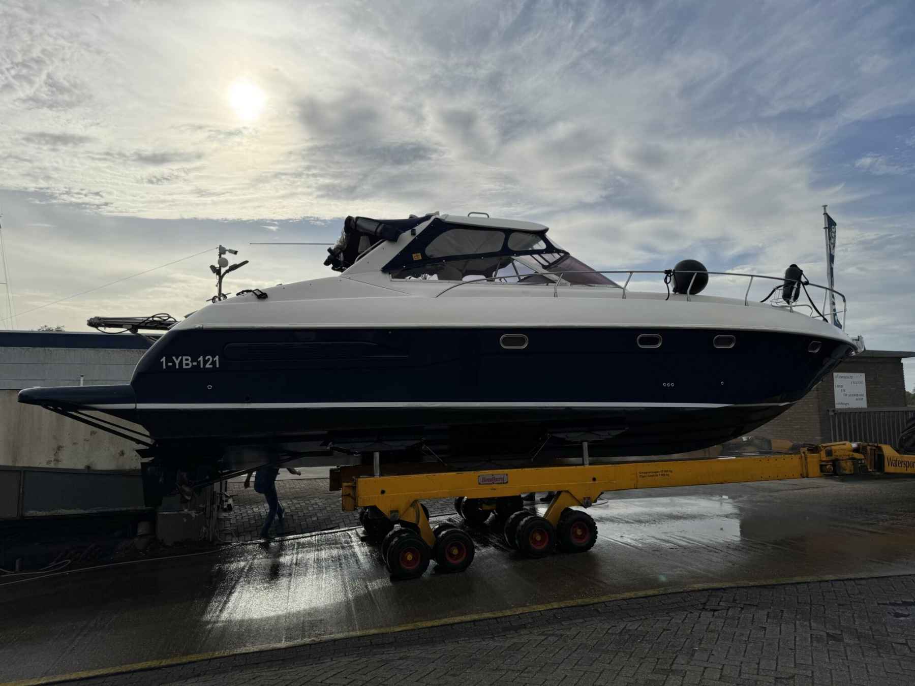 Motorboot Airon Marine 425 HT