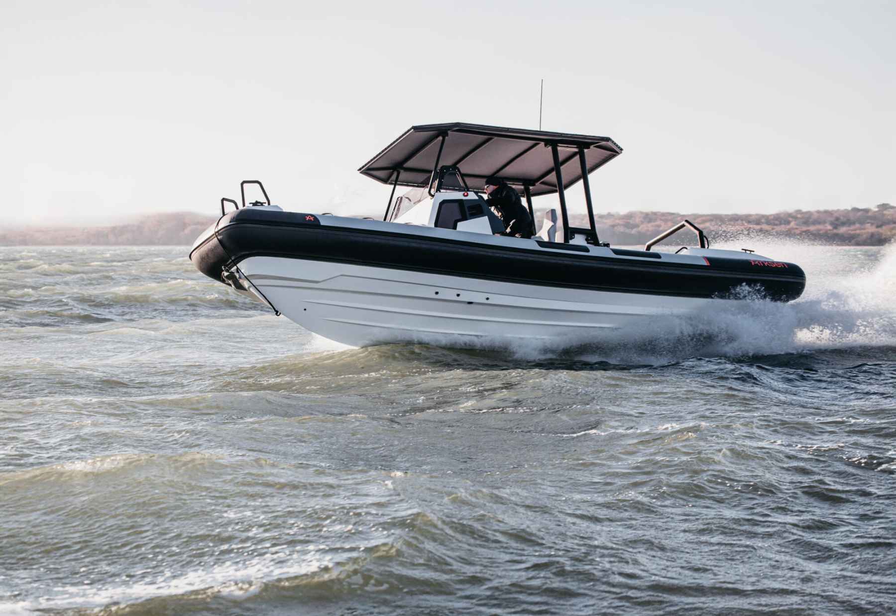 Motorboot Arksen 8