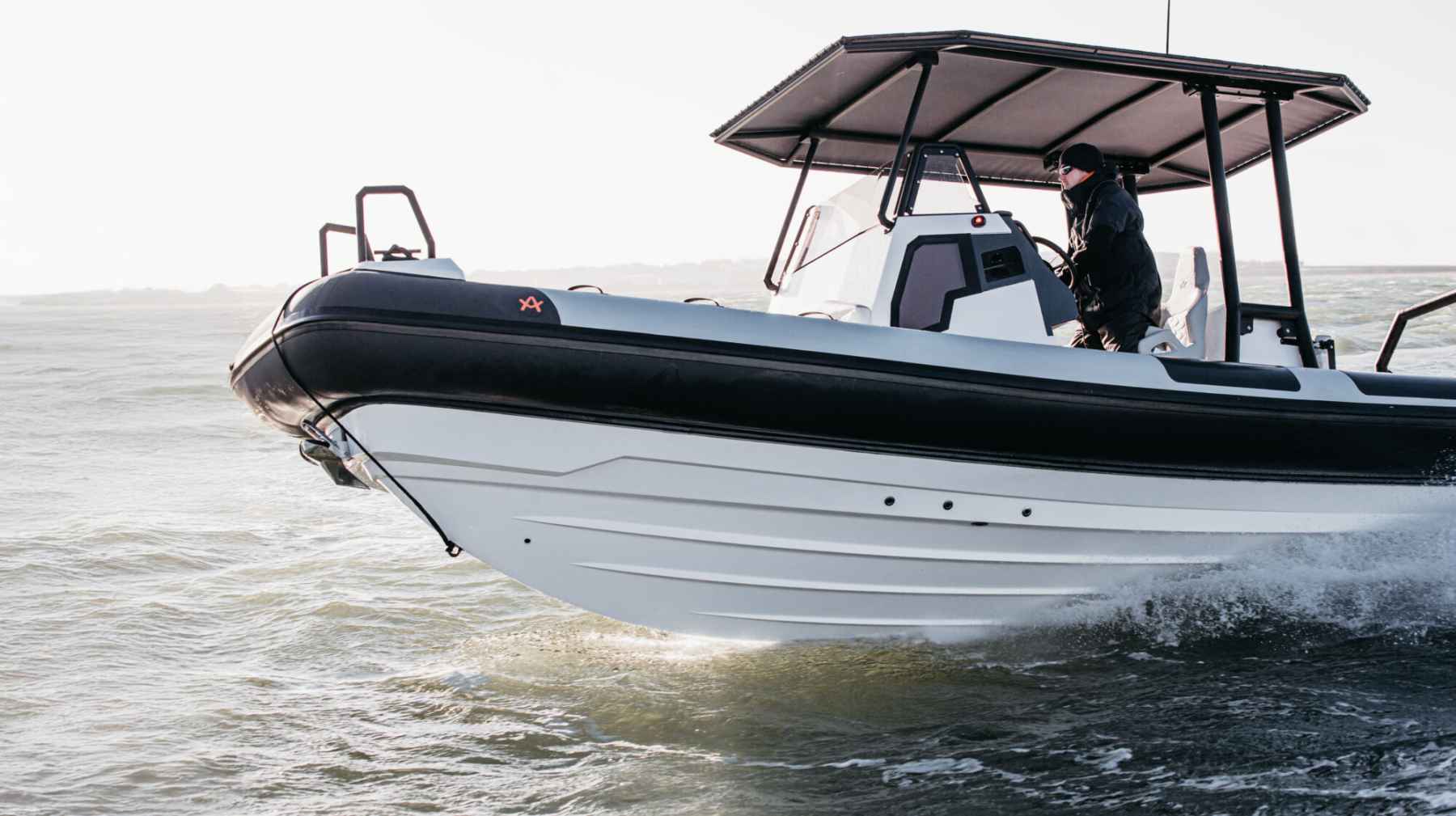 Motorboot Arksen 8