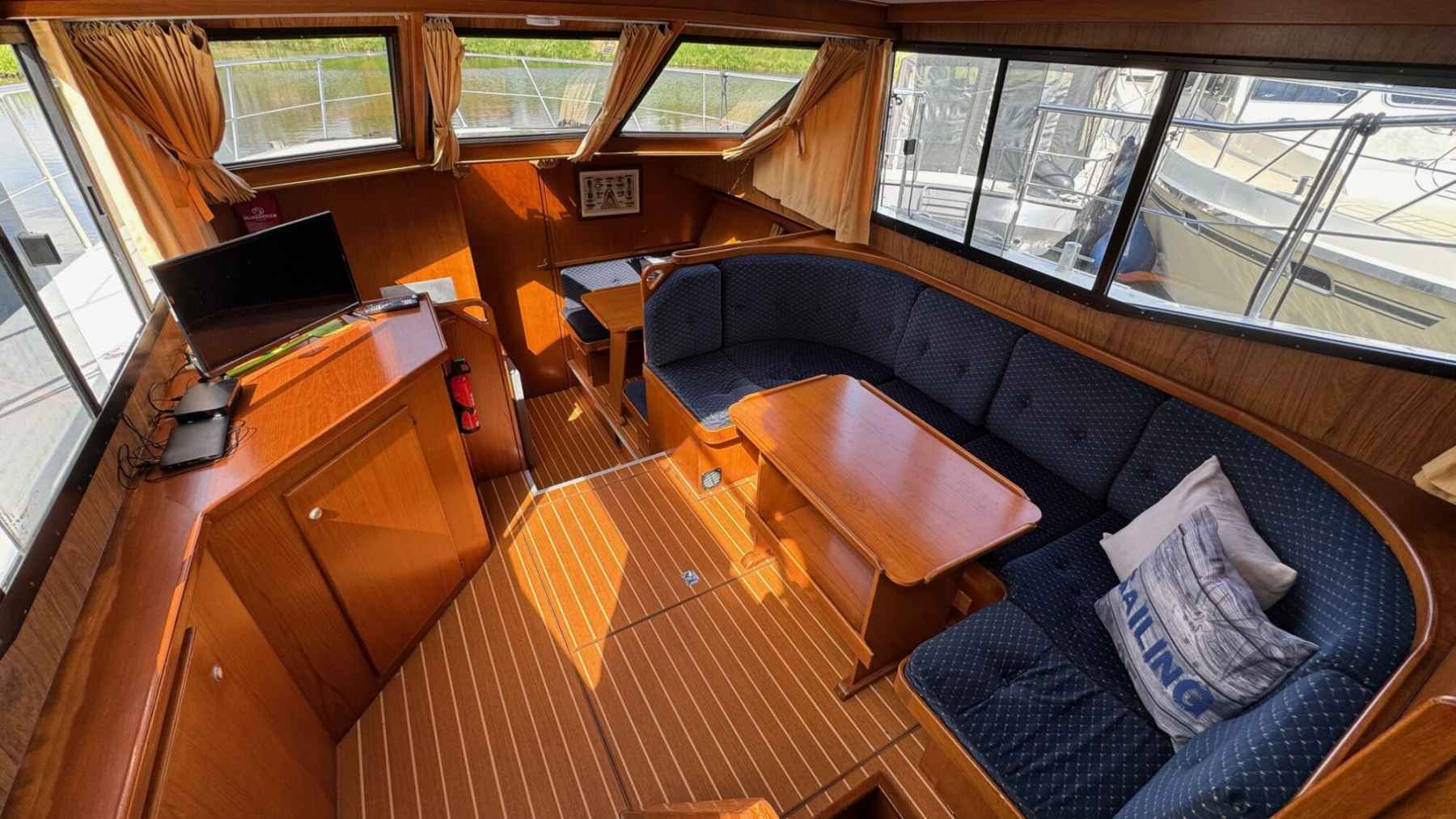 Motorboot Vri-Jon Contessa 37 AK Cabrio