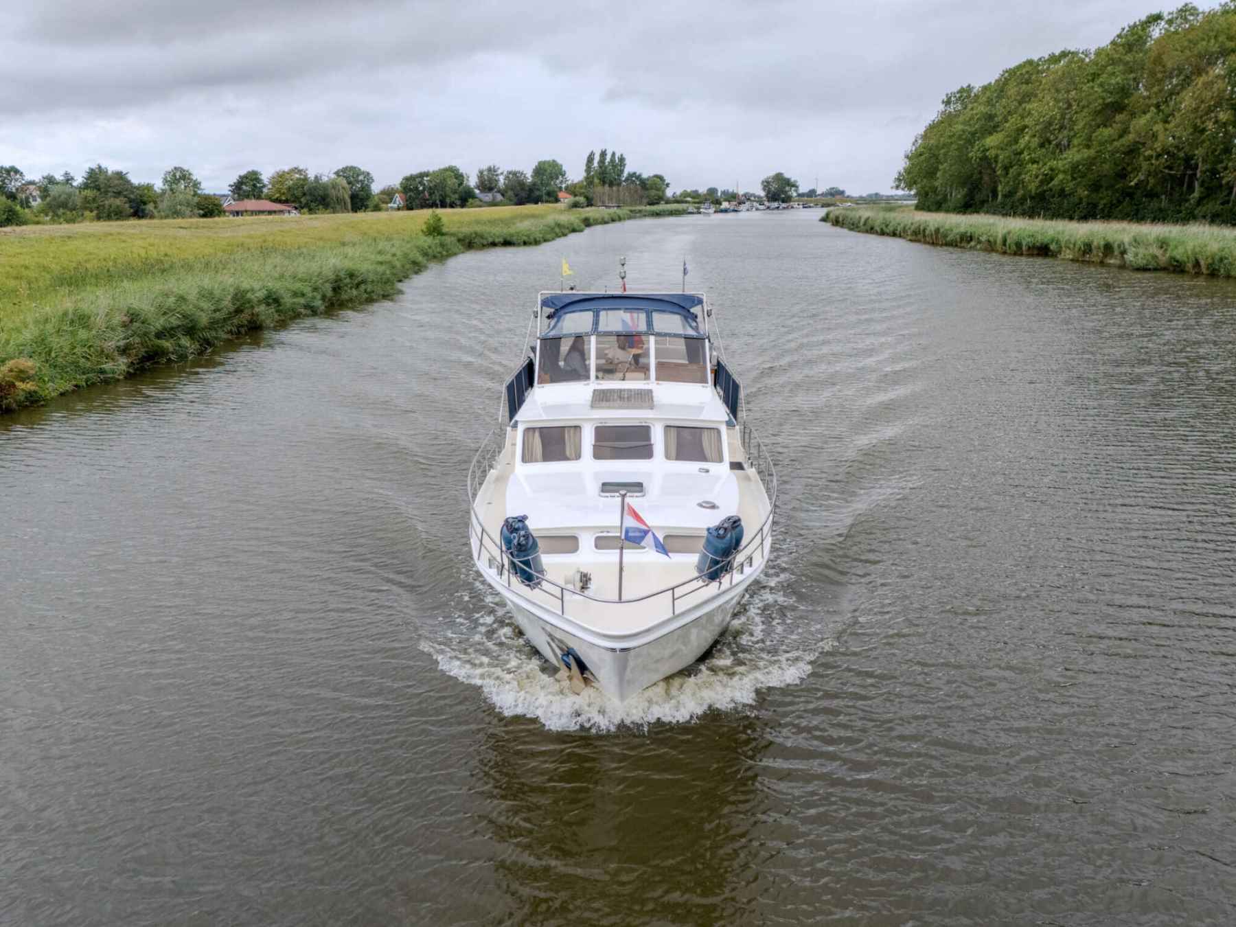 Motorboot Valkkruiser 13.60 AK Classic