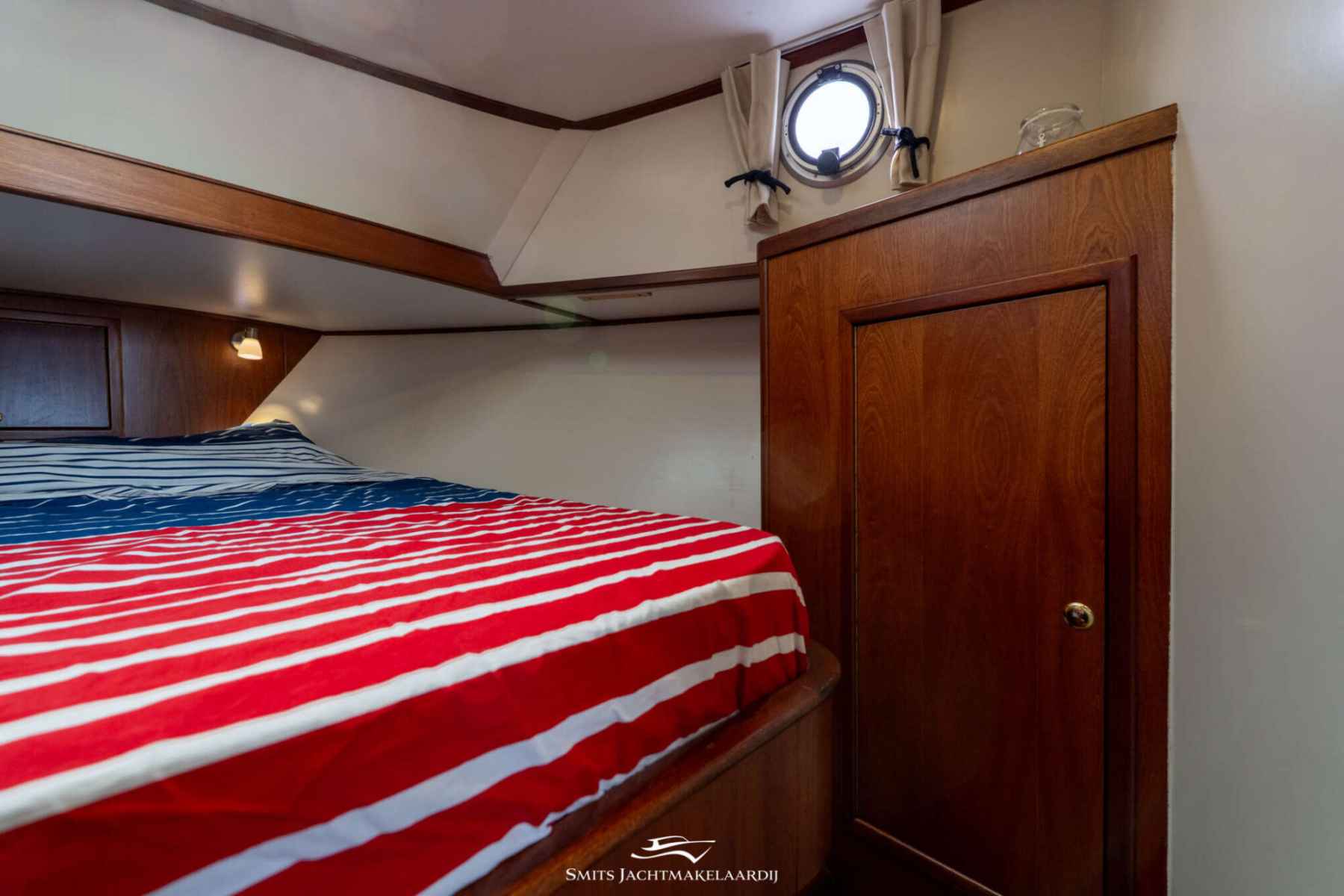 Motorboot Bach Yacht 35 OK