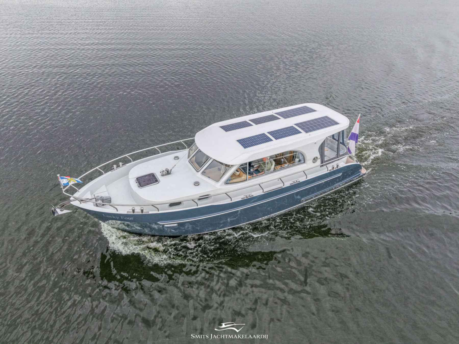 Motorboot Vedette 33 Salon Comfort Line