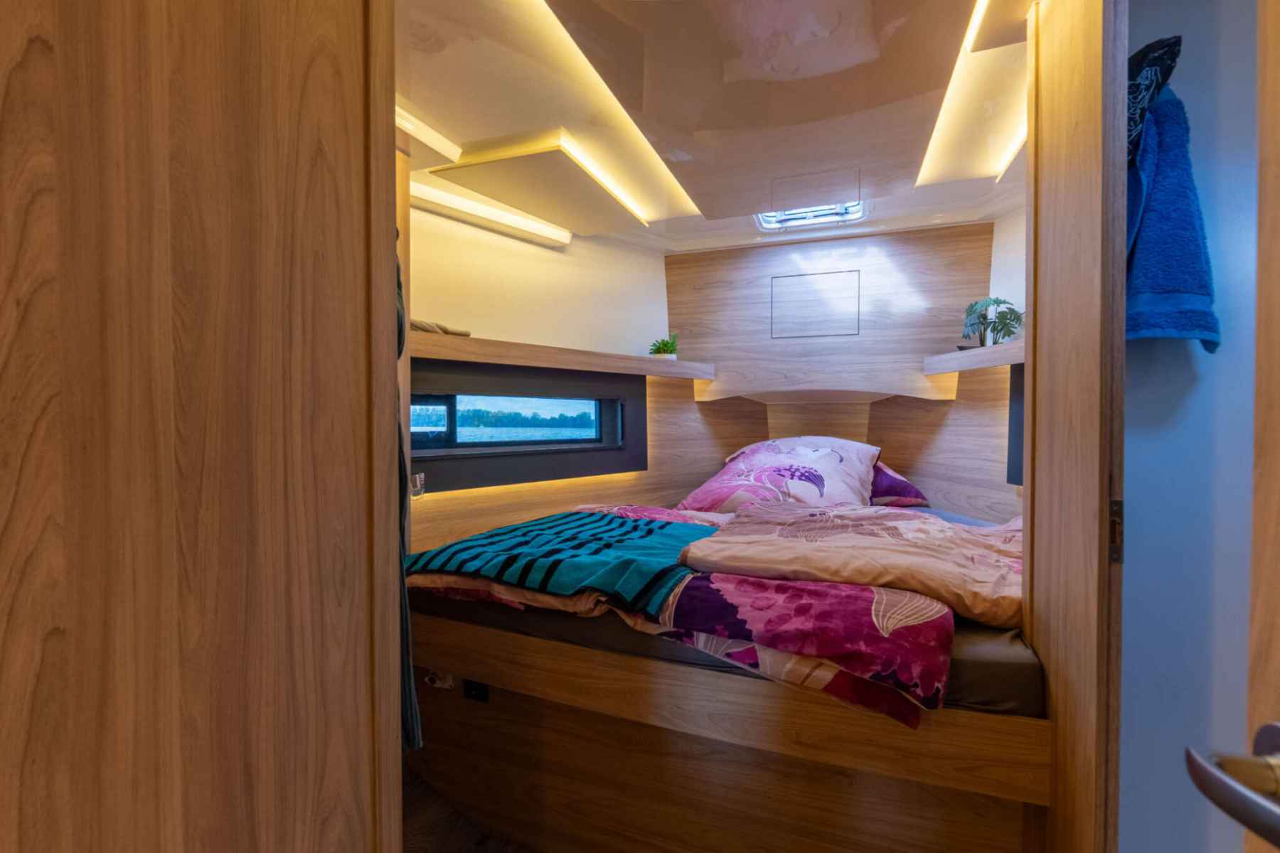 Motorboot Cobra Yachts Futura 40 Grand Horizon