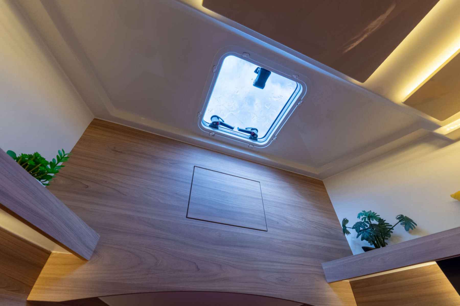 Motorboot Cobra Yachts Futura 40 Grand Horizon