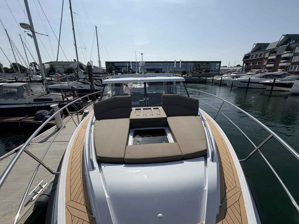 Motorboot Aquador 400 HT