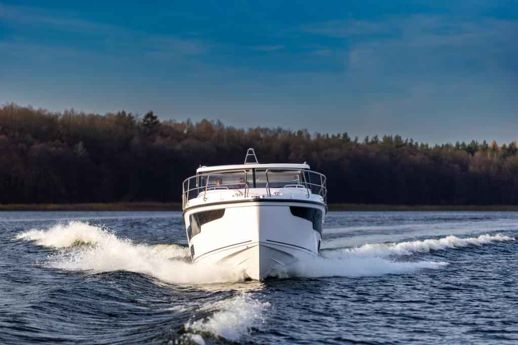 Motorboot Aquador 400 HT