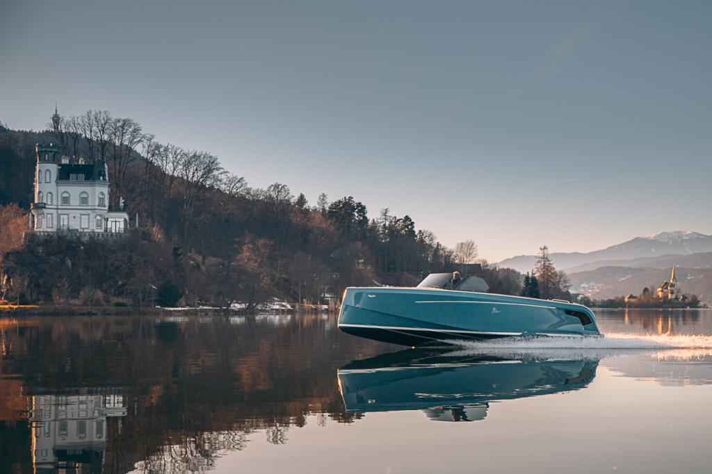 Motorboot Lex 790