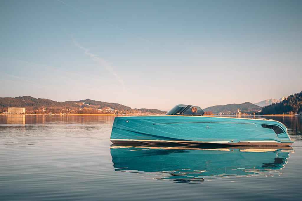 Motorboot Lex 790