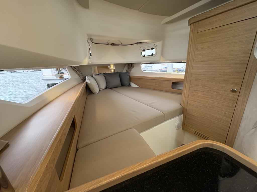 Motorboot Nimbus C11