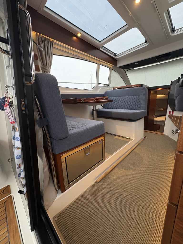 Motorboot Nimbus 305 Coupe