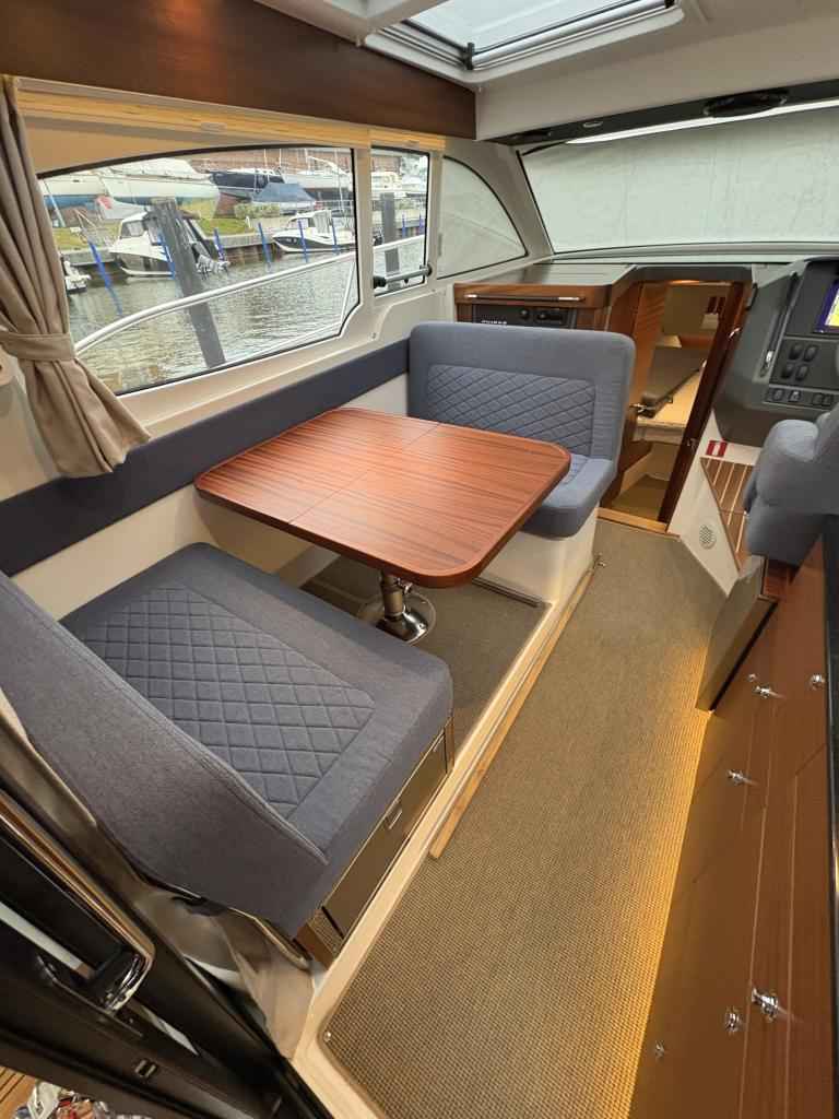 Motorboot Nimbus 305 Coupe