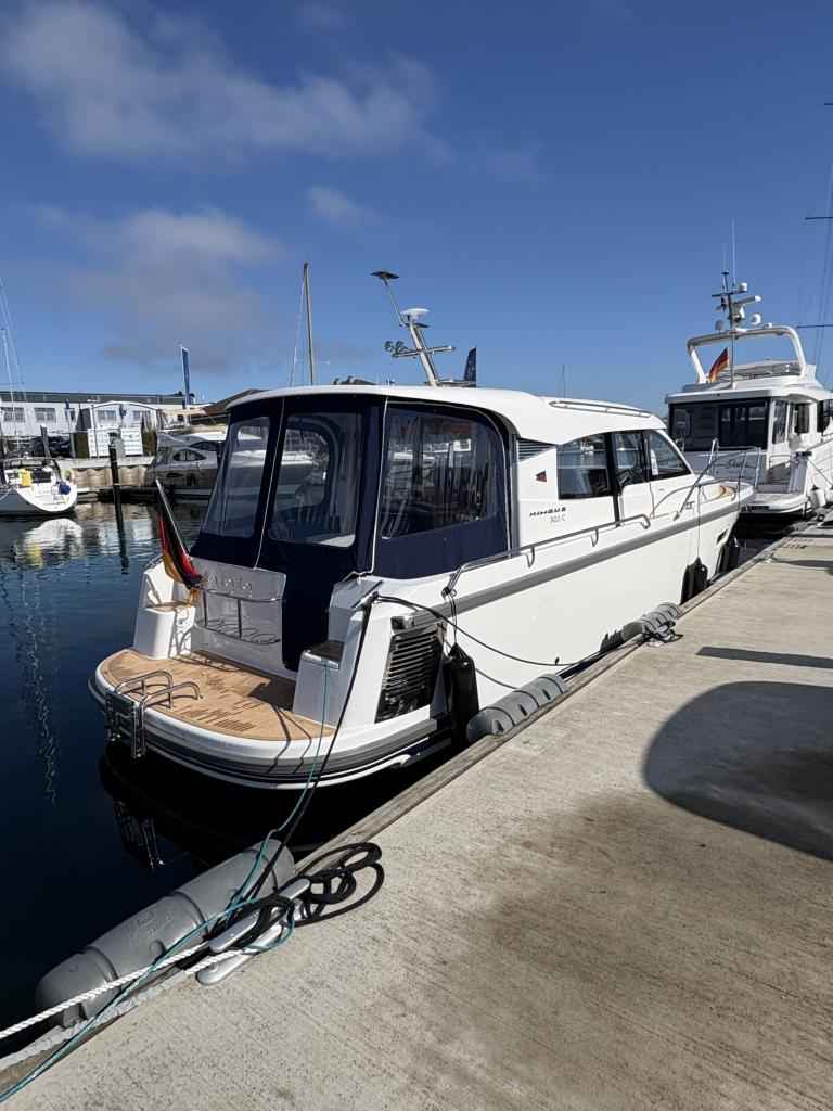 Motorboot Nimbus 305 Coupe