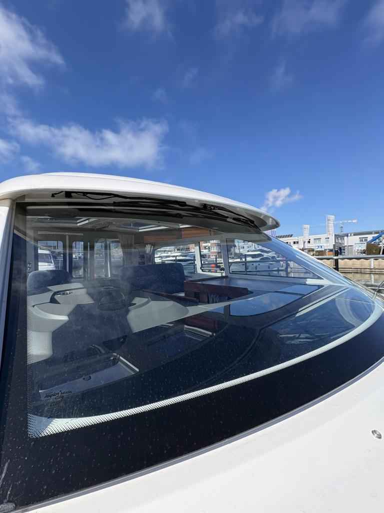 Motorboot Nimbus 305 Coupe