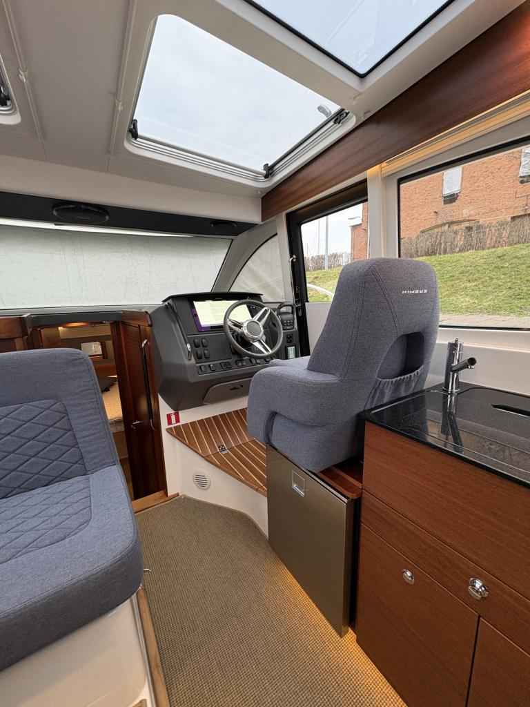 Motorboot Nimbus 305 Coupe