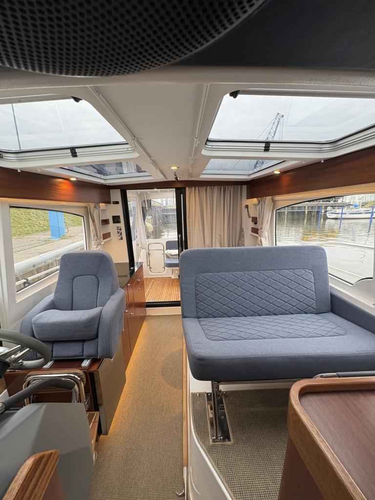 Motorboot Nimbus 305 Coupe