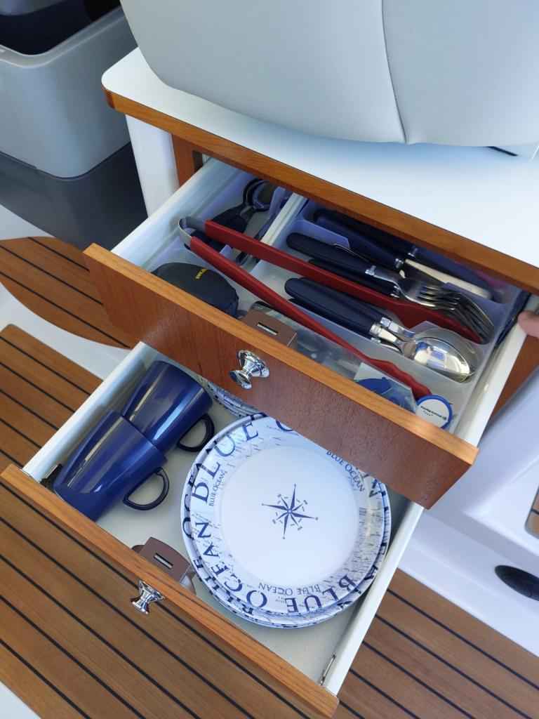 Motorboot Aquador 25 HT