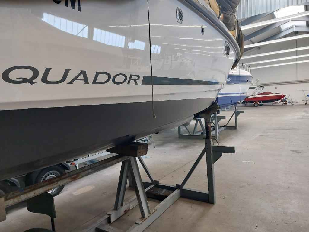 Motorboot Aquador 25 HT